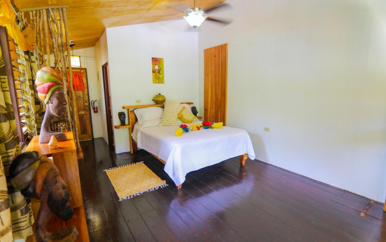 Villa Zimbali Culinary Retreats à Negril Extérieur photo