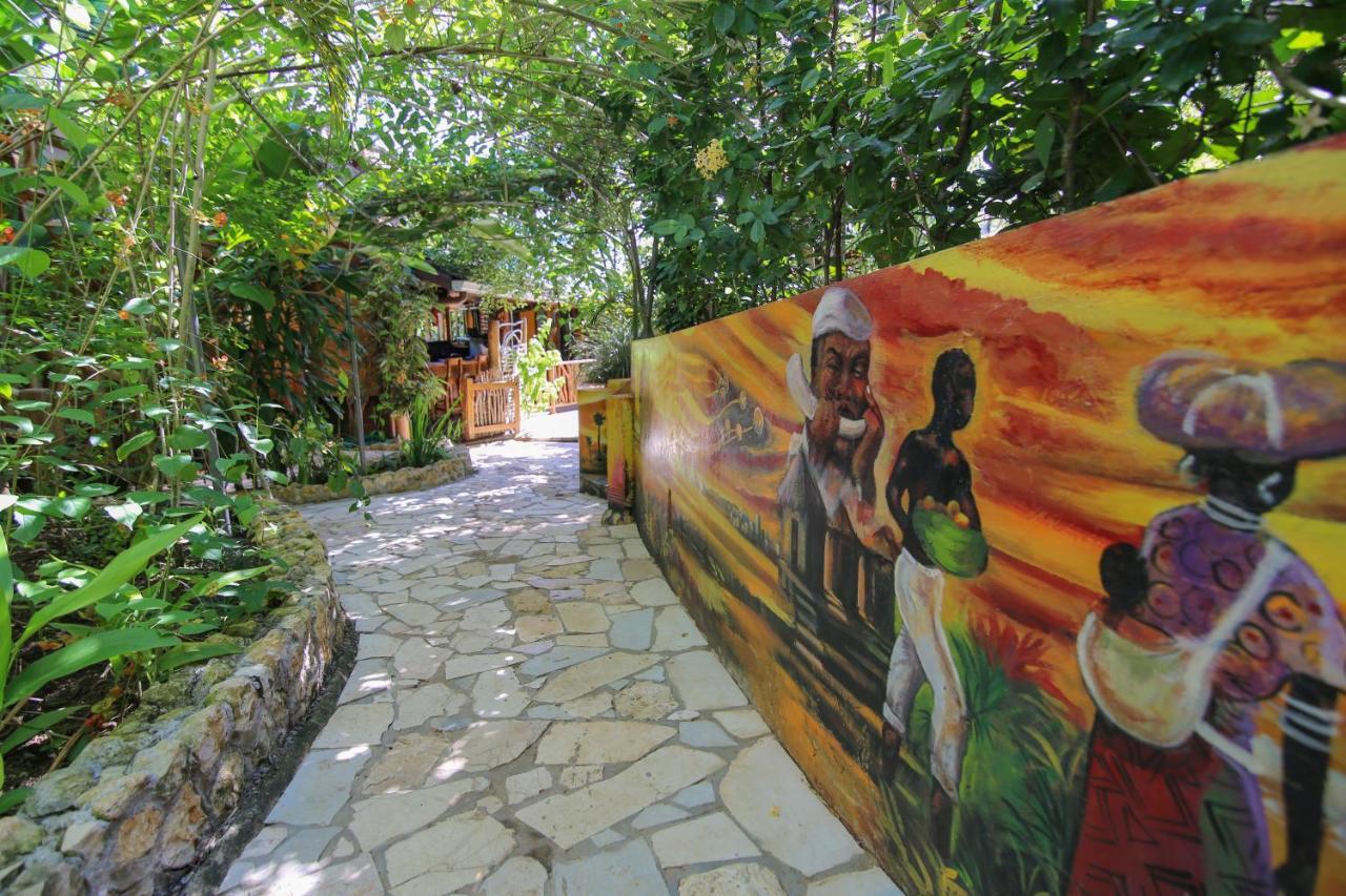 Villa Zimbali Culinary Retreats à Negril Extérieur photo