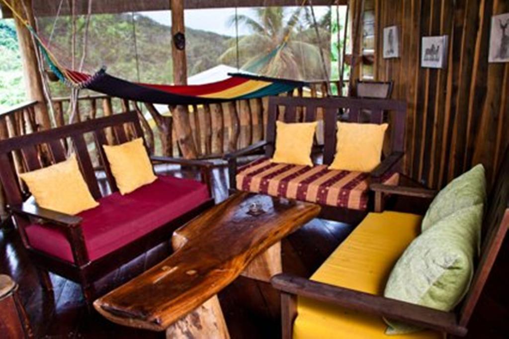 Villa Zimbali Culinary Retreats à Negril Extérieur photo